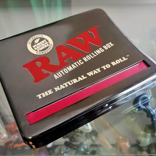 RAW Automatic Roll Box