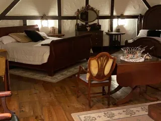 The Inn at Weston Landing