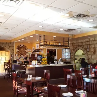 2018-04-28. Lebanese Grill. Troy, MI. Bar by front entrance.