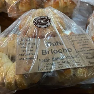 Date Brioche