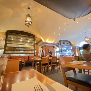 Overview of the restaurant