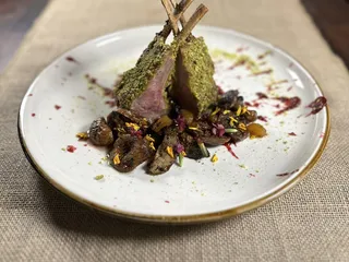 Narman Restaurant, Cafe & Bar