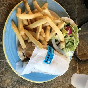 The beef/lamb Shawarma Sandwich platter