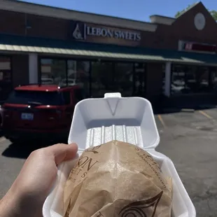 Knafeh