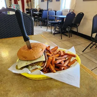 Cheeseburger and Sweet Potato Fries