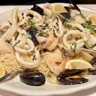 Frutii Di Mare Alla Marinara