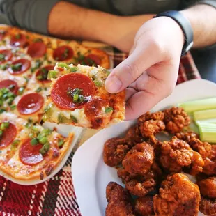 food, pizza