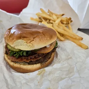 One heck of a Bacon Burger right there folks!