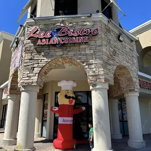 the entrance to the restaurant