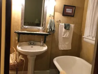 Moon River Bed & Breakfast