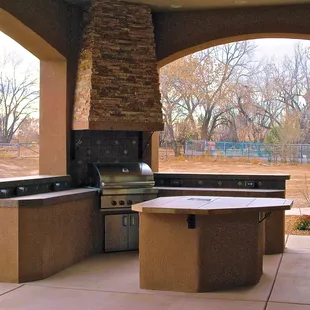 an outdoor kitchen
