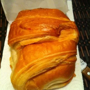 Turkey and cheese croissant