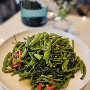 Vietnamese water spinach aka morning glory was well cooked, not too mushy and not to chewy. Nice level of garlic