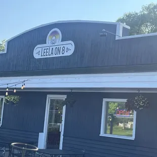 Checking out a new spot that is currently breakfast brunch, but hoping for dinner and a bar soon.