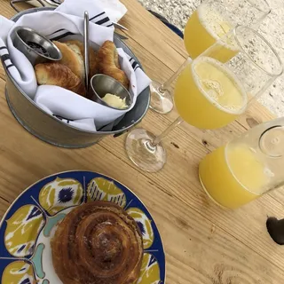 Croissant & Biscuit Basket