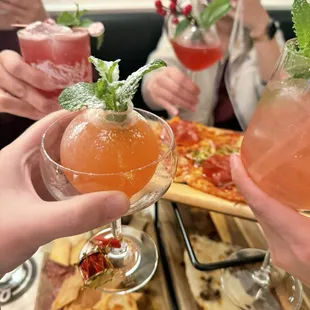 Partridge in a pear tree Drummers drumming Swans a swimming Geese a laying