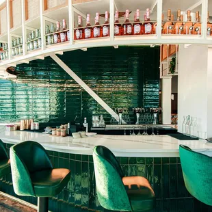 sushi and sashimi, interior