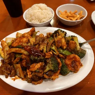 Tripple Delight, Yummy