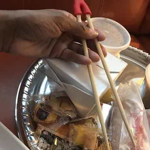 Learning tool - You can put wooden sticks that come with your meal inside