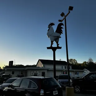 Lee's chicken outside at dusk.