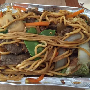 Beef Lo Mein