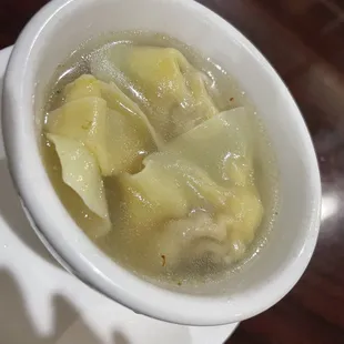 Wonton soup