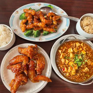 Hot and sour wings, general tso's &amp; ma po tofu with sides of white/fried rice