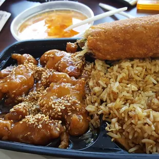 Their food is so good and they have the best egg rolls! Delivery is fast and food is always hot.