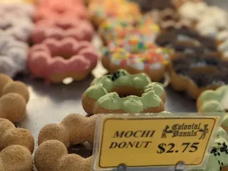 Colonial Donuts