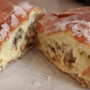 The 'Bear claw' has an apple-pie filling. Disappointing, as I was hankering for almond.