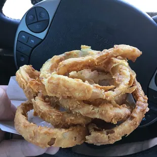 onion rings in a car