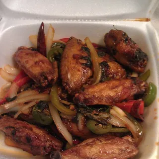 Wings with Spicy Thai Basil Sauce