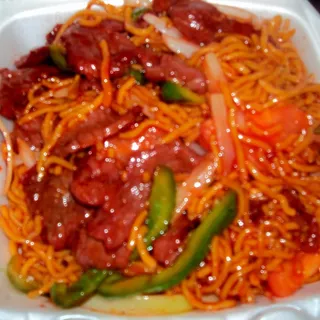 Tomato Beef Chow Mein