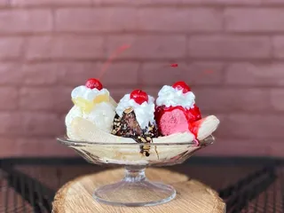 512 Coffee and Ice Cream