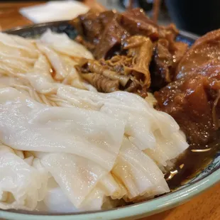 Signature Beef Brisket And Beef Tendon Rice Roll