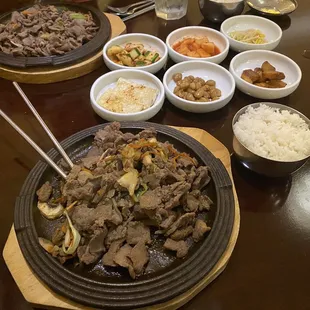 Bulgogi -- sizzling platter entree