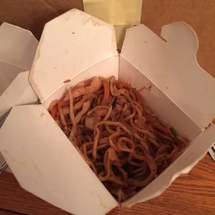 Chicken Lo Mein