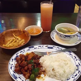 Frozen drinks and cheap eats