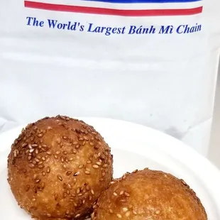 Sesame seed balls were overcooked