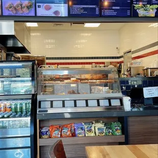 sushi and sashimi, interior