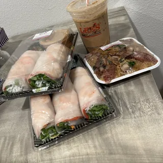 Fresh Spring Rolls with Peanut Sauce - 3 rolls