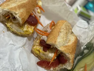 Y-Linh Sandwiches