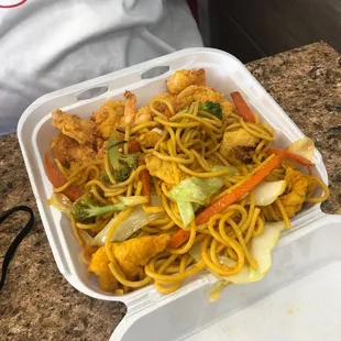Lo mein and fried shrimp