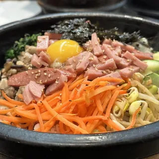 34. Ham & Sausage Hot Stone