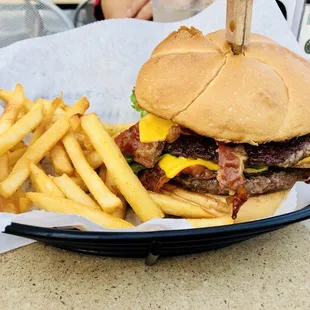 BBQ Bacon Cheeseburger