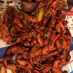 a pile of craws and corn