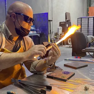 Learning to melt rod and paying attn.