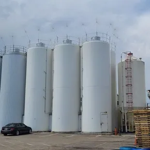 More brewing tanks.