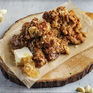 chicken wings and fried chicken, food