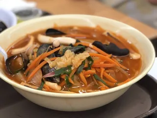 Paik's Noodle